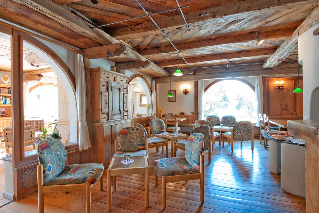 Hotel Chesa Grischa Зильс-Базельджа Экстерьер фото