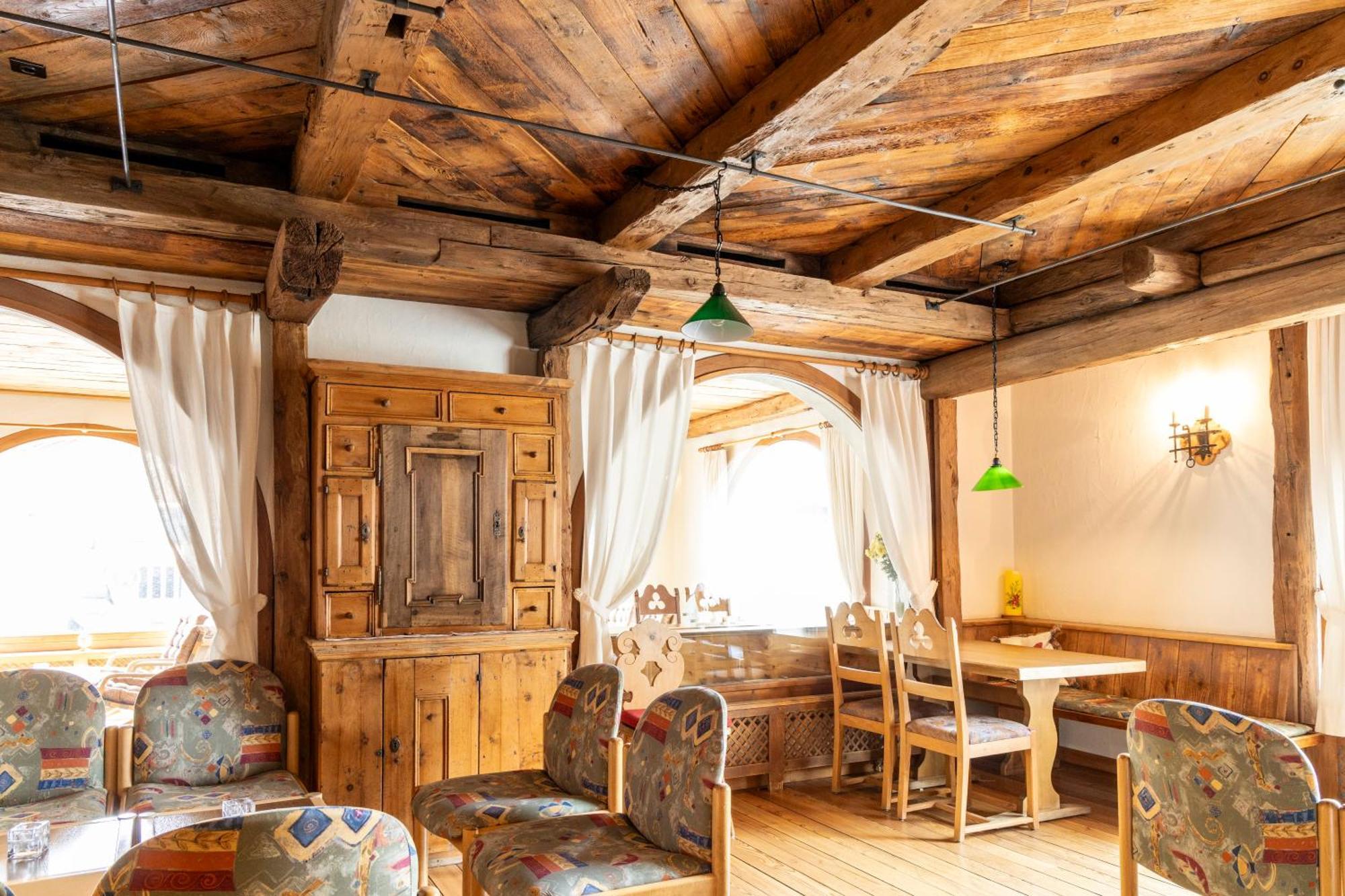 Hotel Chesa Grischa Зильс-Базельджа Экстерьер фото