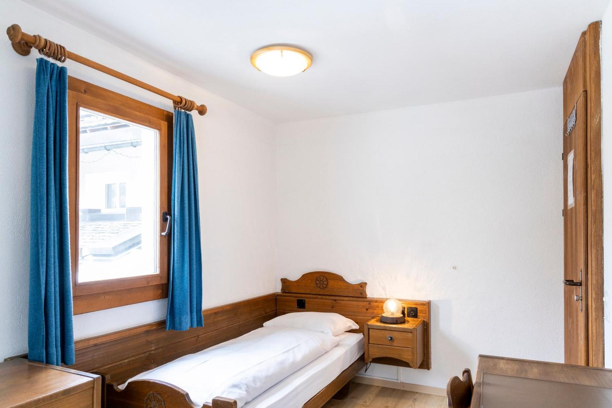 Hotel Chesa Grischa Зильс-Базельджа Экстерьер фото