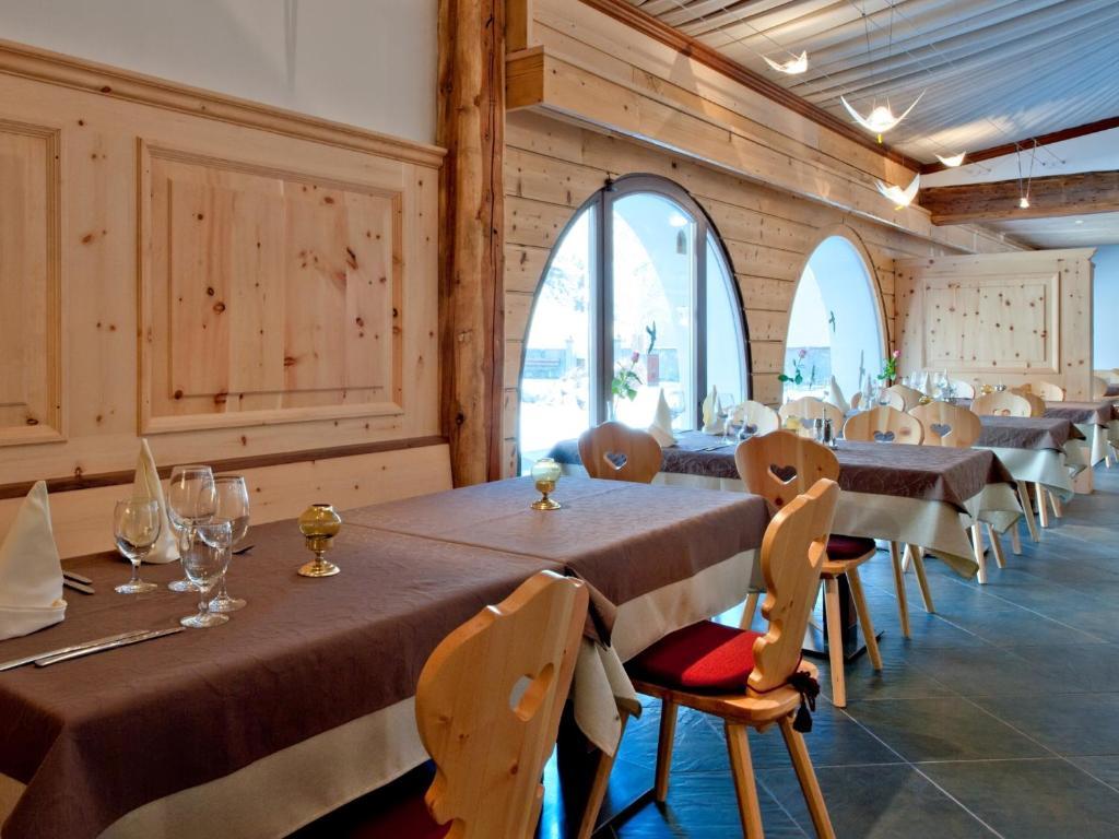 Hotel Chesa Grischa Зильс-Базельджа Экстерьер фото